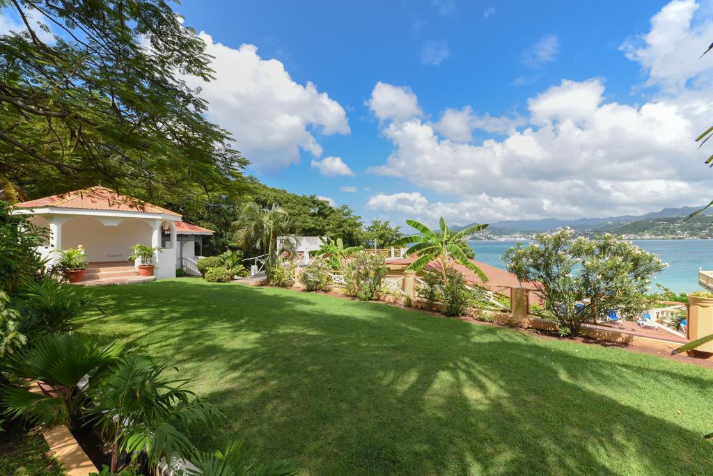 Flamboyant Hotel & Villas St. George's 外观 照片