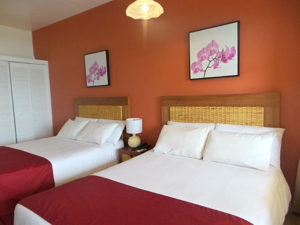Flamboyant Hotel & Villas St. George's 外观 照片