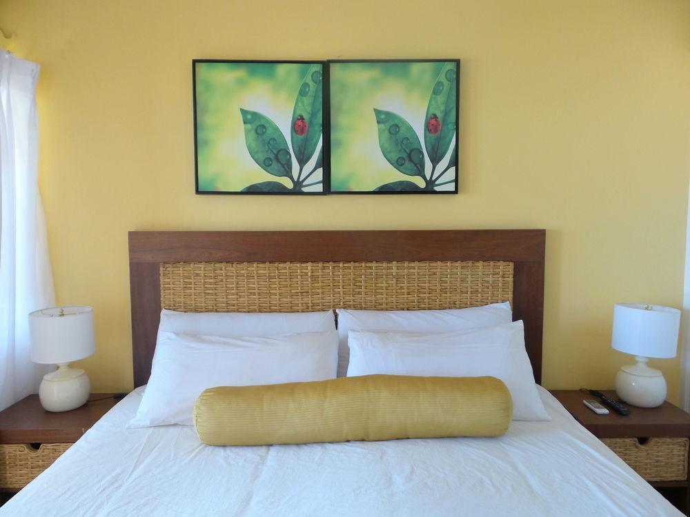 Flamboyant Hotel & Villas St. George's 外观 照片
