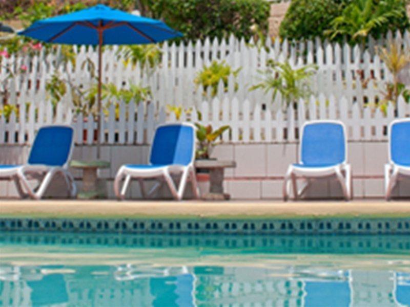 Flamboyant Hotel & Villas St. George's 外观 照片