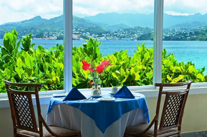 Flamboyant Hotel & Villas St. George's 餐厅 照片